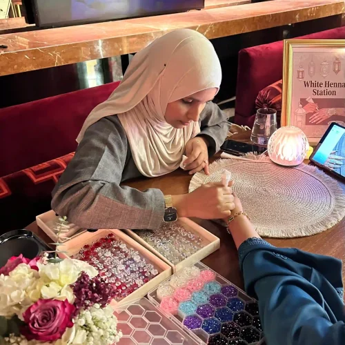 best henna artist in dubai